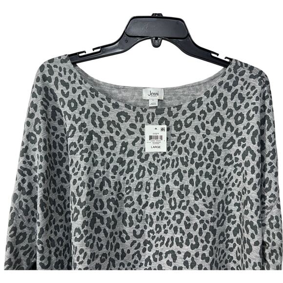 JENNI WOMENS LARGE CASUAL LOUNGE SWEATSHIRT LEOPARD ANIMAL PRINT GRAY NEW! - Picture 4 of 11